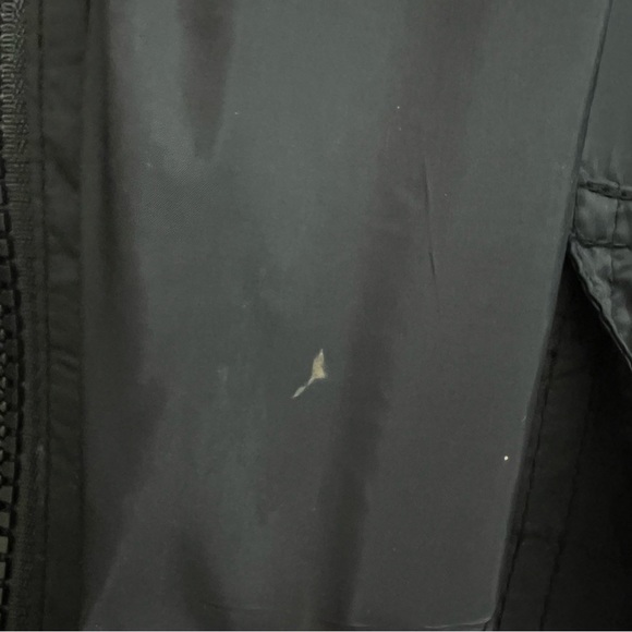 Windbreaker - Picture 2 of 4